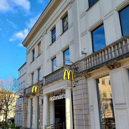 Mieszkanie z dużym terasem w Warszawie-2