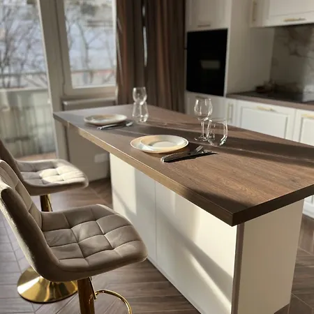 Wiatraczna Glamour Apartment-2