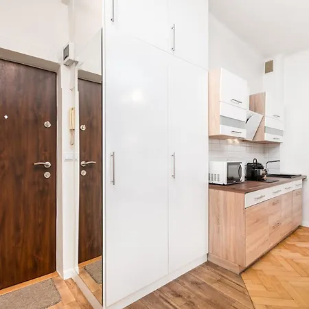 Apartamenty Wawa Centrum By Your Freedom-2