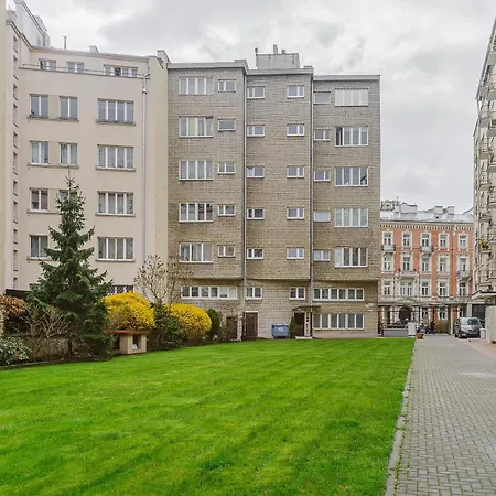 P&O Apartments Wiejska II-3