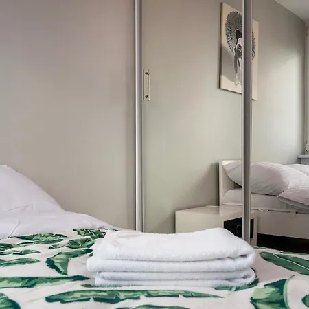 Comfy Flat In The City Center-2