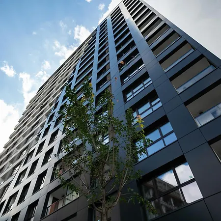Apartments Warsaw CityLink by Noclegi Renters-3