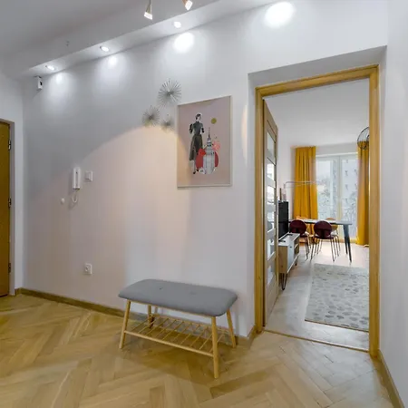 Warsaw Concierge Polin II-3