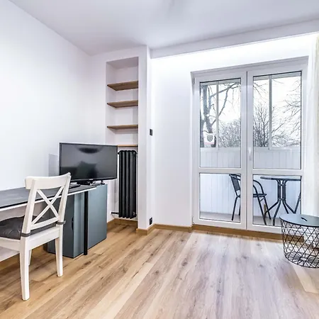 Modern Studio Close To The Metro-2