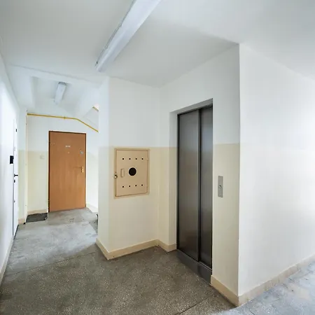 Praga Lukowska Cosy Apartment By Bookinghost-2