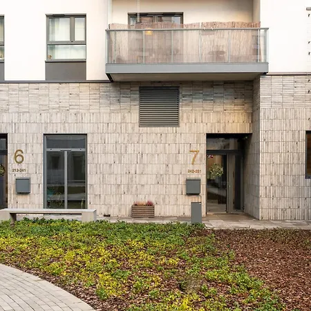 High Wilanow Modern Apartment-2