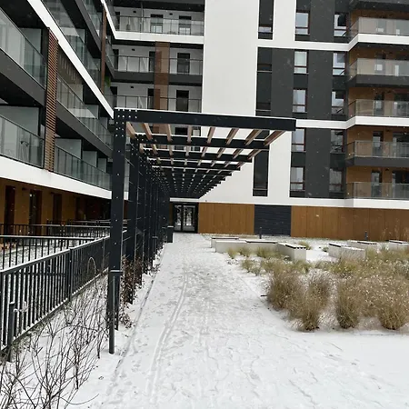 Warsaw Airport Wyscigi - City And Green View Apartment With Underground Garage-2