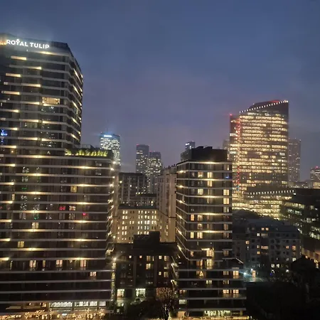 Black Pearl - Amazing City View, 130 Sqm-2