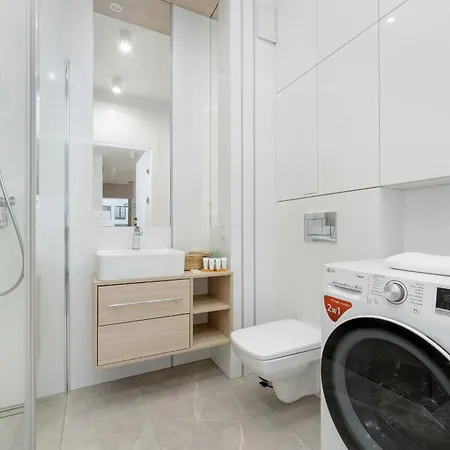 Mokotow Stylish Apartment With Parking & Balcony By Renters Prestige-2
