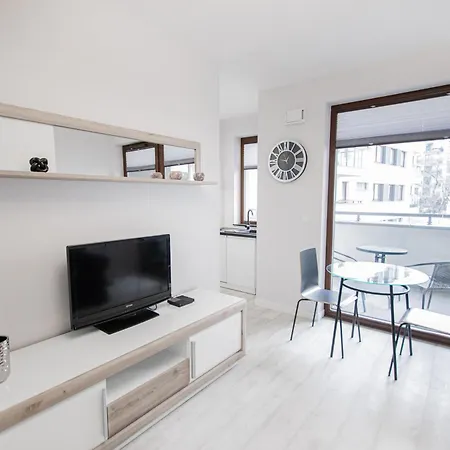 Lovely Studio Close To The Center. Free Parking-2