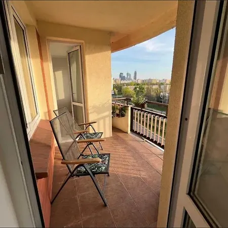 Duży Apartament na doby w centrum Warszawy-3
