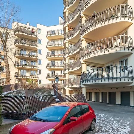 Park Praski 2-Bedroom Apartment By Bookinghost-3