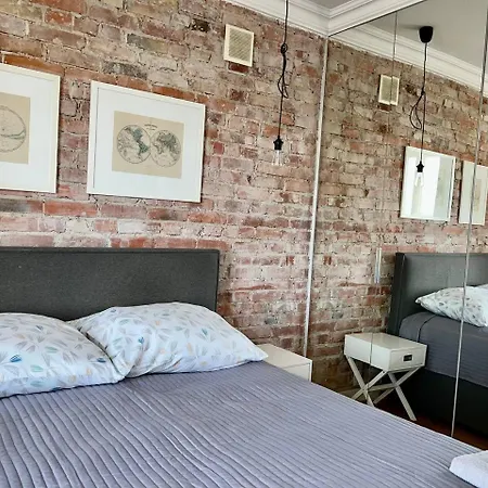 Modern Flat In The Centre - By Hik Apartments-3