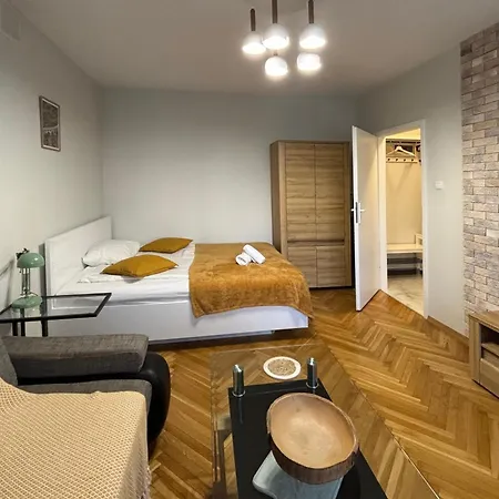 Fancy Life Apartment-3