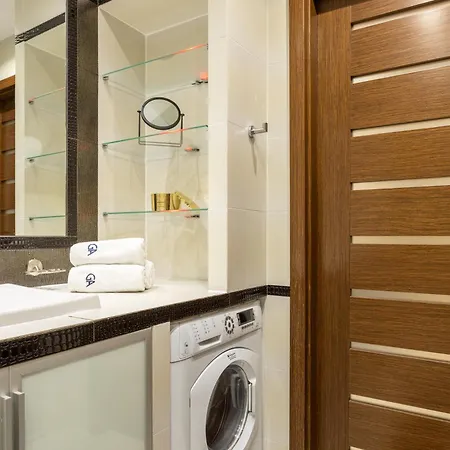 Close-Central Warsaw Apartment - Great Location- Big And Charming Apartment - Grzybowska 5-2