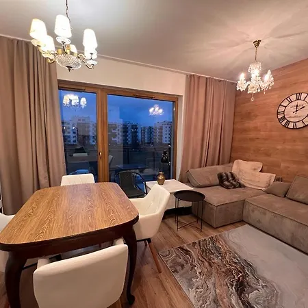Aurora Prestige Apartments 2-2