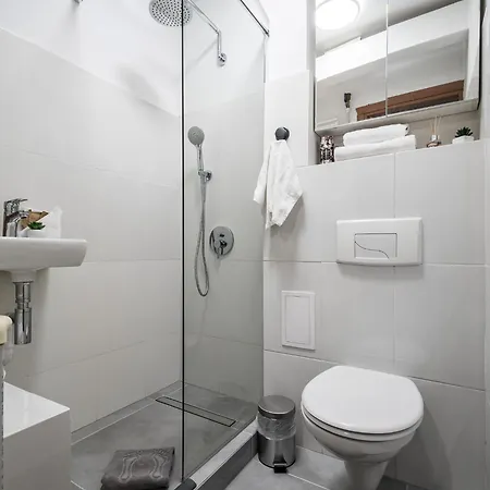 Apart D&K Apartanent w centrum Warszawy-3