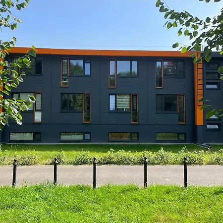 Cozy Studio At Park Near City-Center +Netflix +Wifi-3
