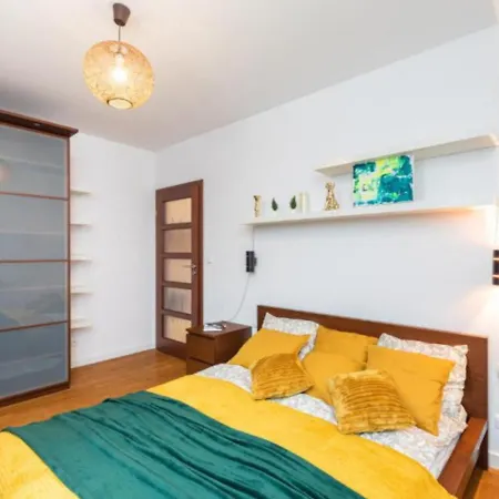 Superapart Wilanowska 7, "Pet-Friendly With Elevator & Parking"-2