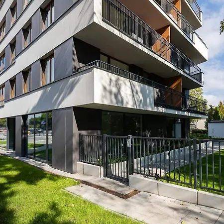 Pulawska 221 - Colorful Apartment With Balcony By Noclegi Renters-3