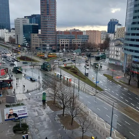 Elegancki Apartament W Sercu Warszawy-2