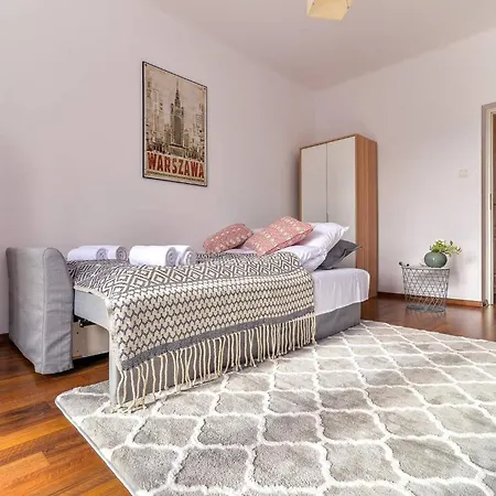 Cozy Apartment With Balcony - Palace Of Culture By Rent Like Home-3