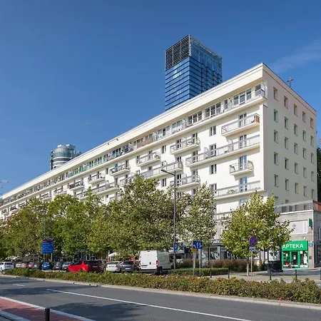 Cozy Apartment With Balcony - Palace Of Culture By Rent Like Home-2