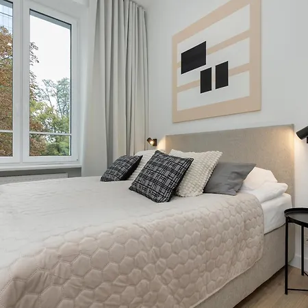 Warsaw City Center Swietokrzyska & Emilii Plater By Noclegi Renters-2