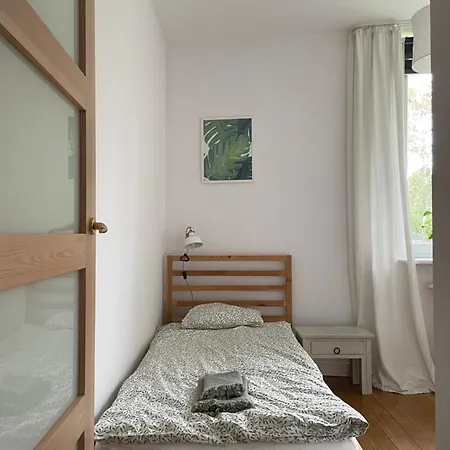 Family apartment on Saska Kępa-3