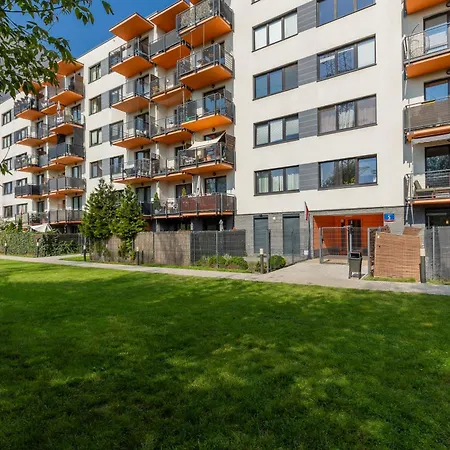 Symboliczna Apartment With Balcony & Parking Warsaw By Noclegi Renters-2