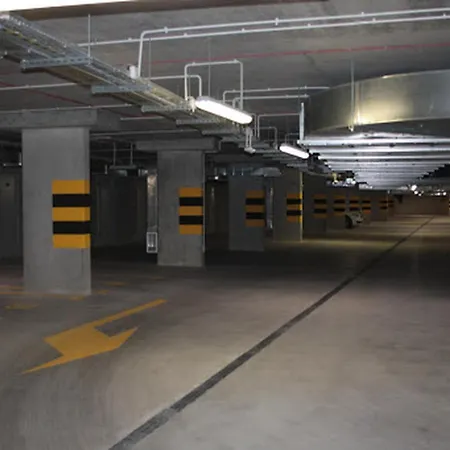 Vista Residence Premium Ii- Free Underground Parking - City Center - Self Check-In-2
