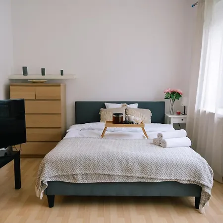 Warsaw Stadion Narodowy Comfort Apartments by Rentujemy-3