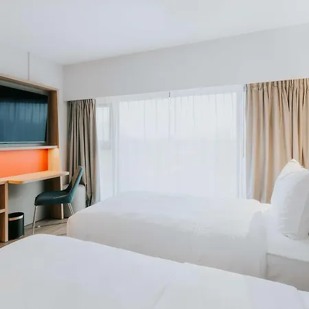Hampton By Hilton Warsaw Reduta-3
