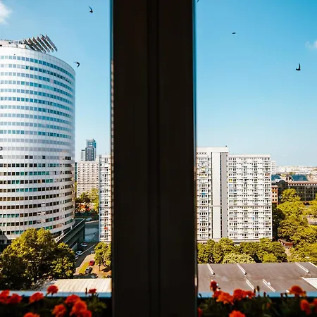 Bright 14Th Floor Apartment Warsaw Centrum Sunset Park Views By Polandbnb-3