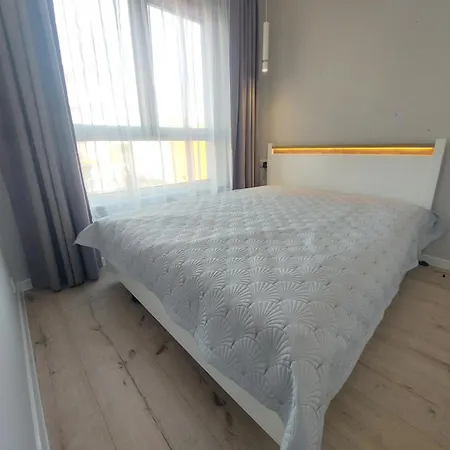 Lux 2 Pokojowe Apartment In Warszawa Z Bezplatnym Podziemnym Parkingem-3