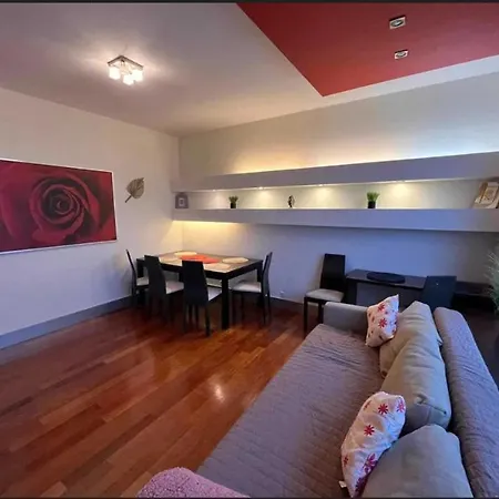 Duży Apartament przy Starym Mieście-2