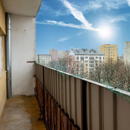 Comfy Flat In The City Center. Great View.-3