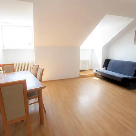 Old Town Podwale Street Apartment. Great Location-3