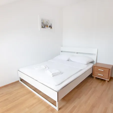 Old Town Podwale Street Apartment. Great Location-2