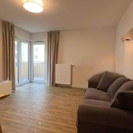 Chopin Airport Apartments-3