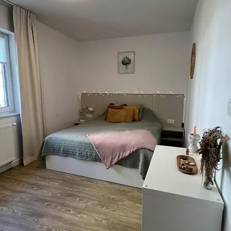 Chopin Airport Apartments-2