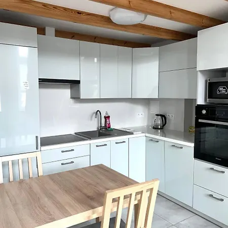 Stylish Apartment In The Centre -By Hik Apartments-3