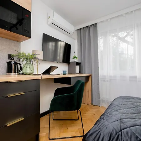 Modern Black & Wooden Apartment Warsaw Near The Airport By Noclegi Renters-2