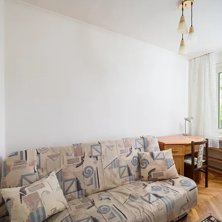 Wola Mila Standard Apartment By Bookinghost-2