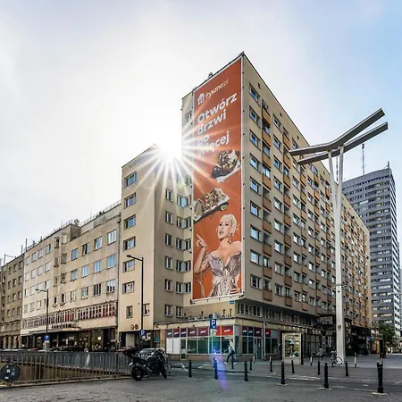 Warsaw Central Studio - Balcony, Top Location - By Rentujemy-2