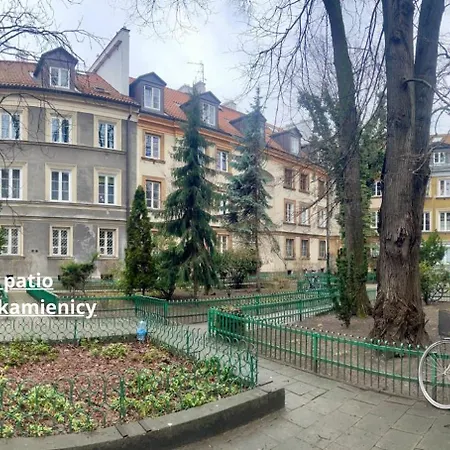 Apartament w kamienicy na Starym Mieście-3