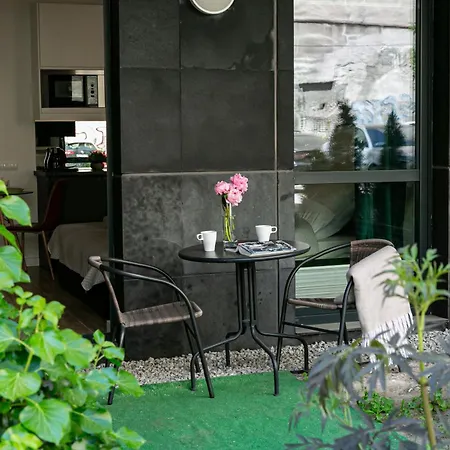 Chlodna 22A - Duzy Taras - Large Terrace - Bezplatny Parking - Free Parking - Better Rental-2