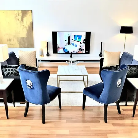 Mondrian Luxury Suites & Apartments Market Square IV-3