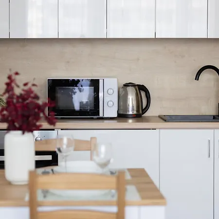 Apartments Dexter Warsaw by Noclegi Renters-3