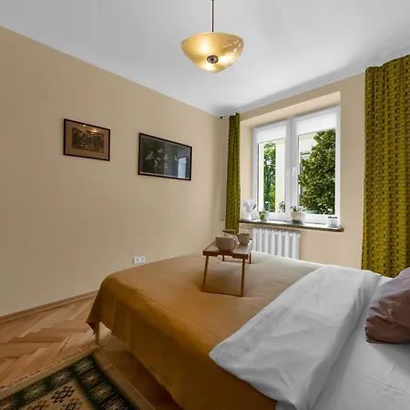 70M2 Warsaw Wola Apartment - Top Location, 2 Bedrooms, 1St Floor - By Rentujemy-2